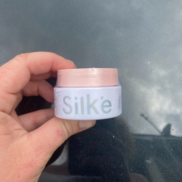 Silke hair mask - Picture 1 of 3